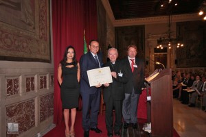 On. Baccini premiano S.E. il Cardinale Francesco Coccopalmerio